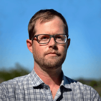 Headshot of Scott Ssanders